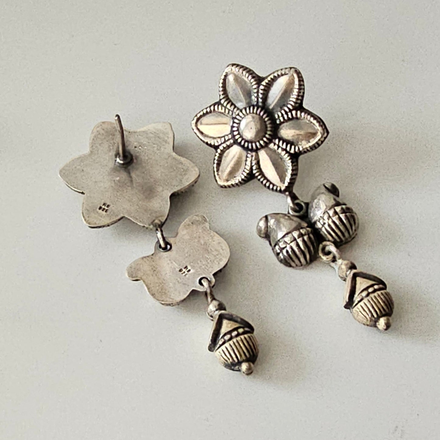 Flower Motif Dangler
