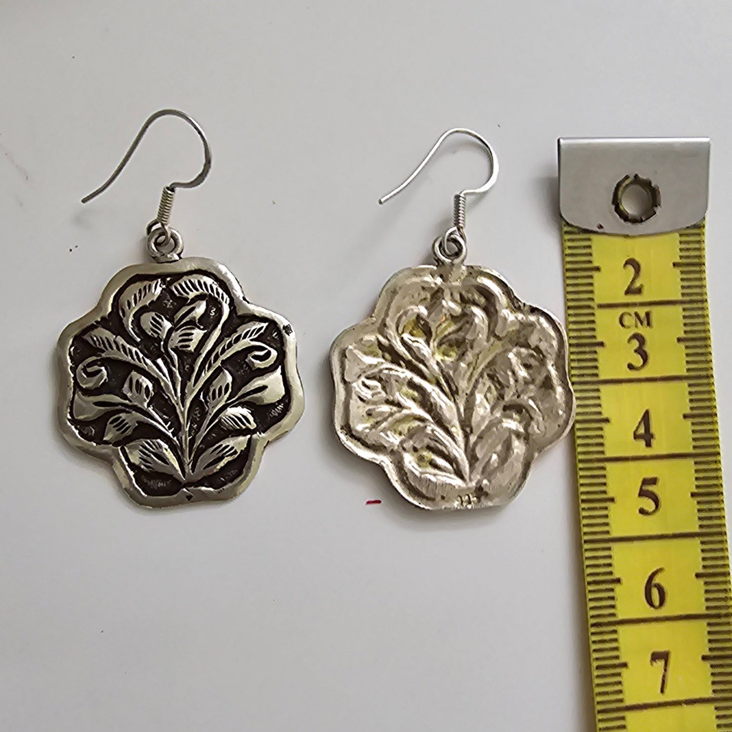 Chitai Leaf Hook Dangler