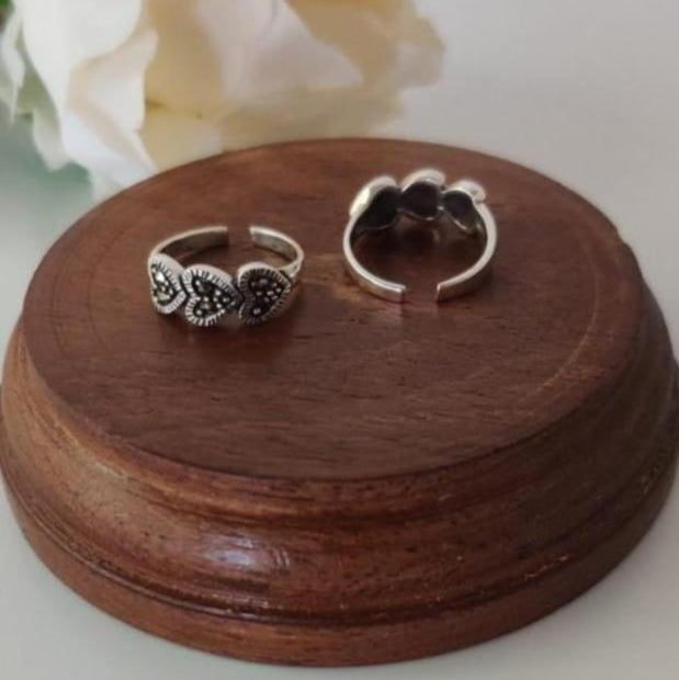 Swiss Marcasite Toe Ring- Heart- pair