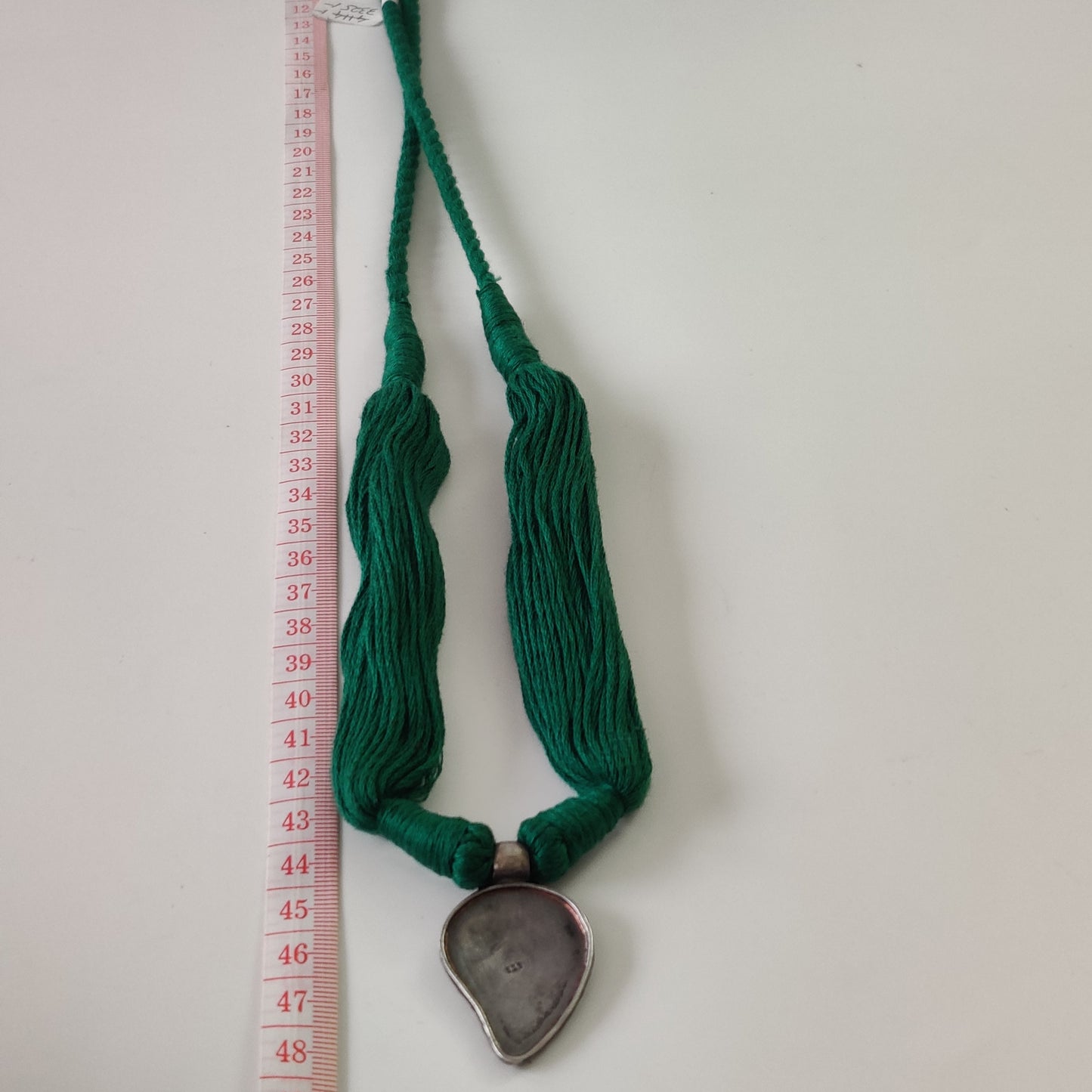 The Leaf Pendant