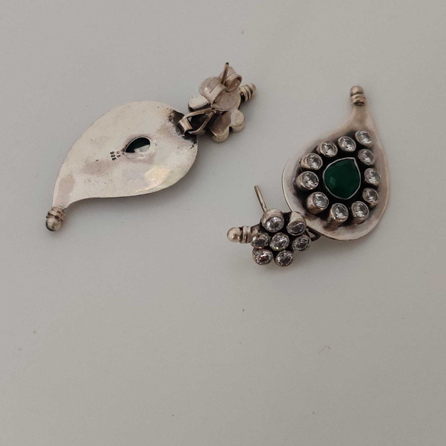 Silver Cutstone Ruby White Earring