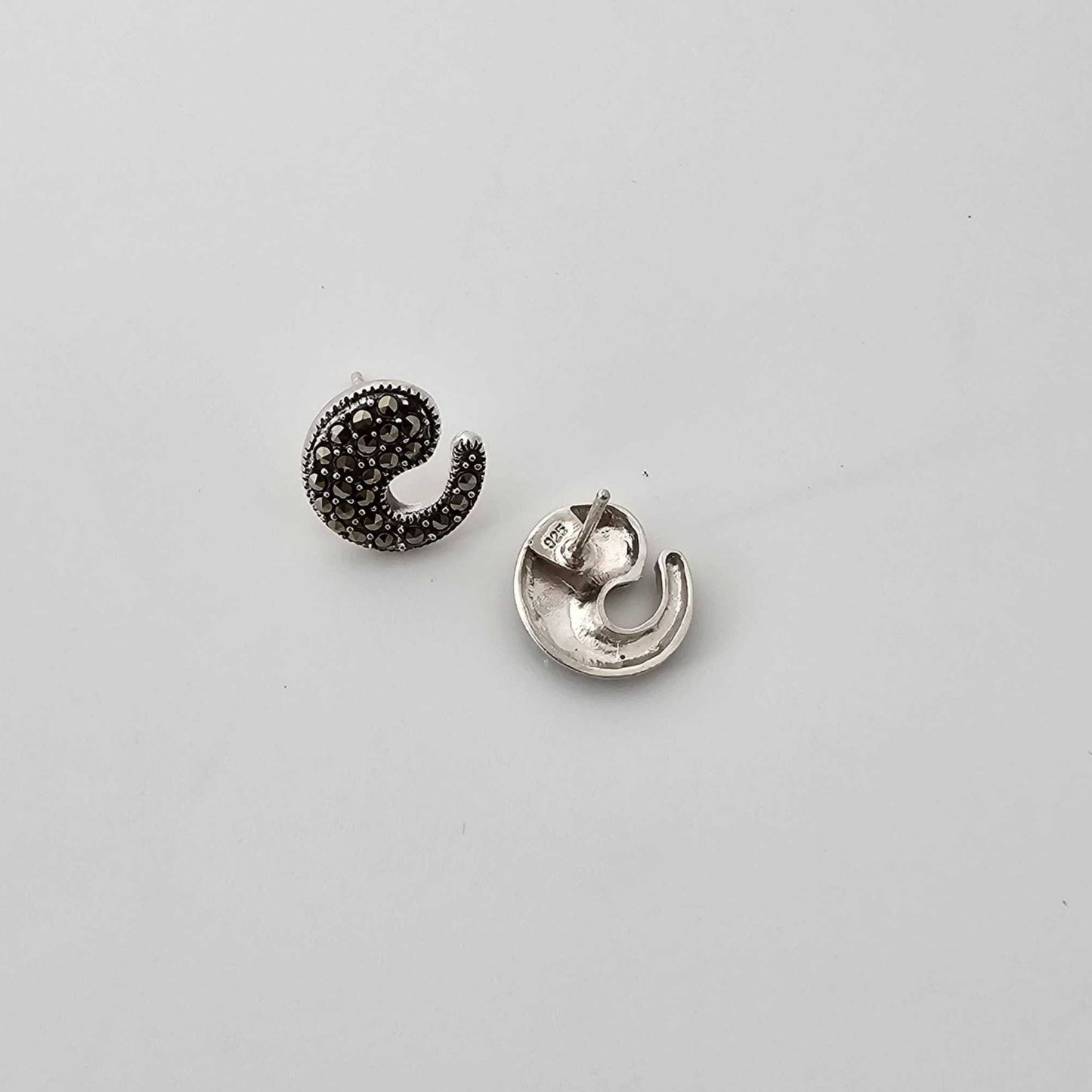 Silver SwissMarka YinYang Stud