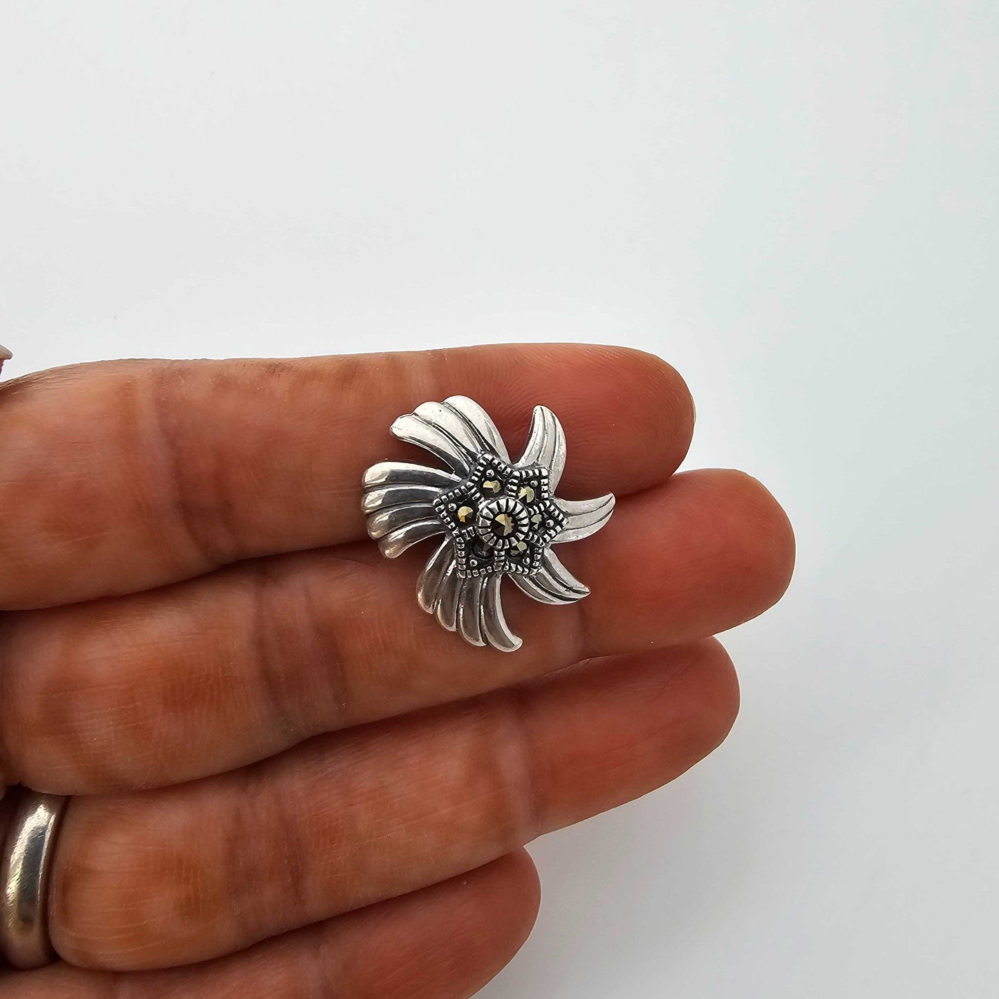 Silver SwissMarka Uneven Flower Petal Stud