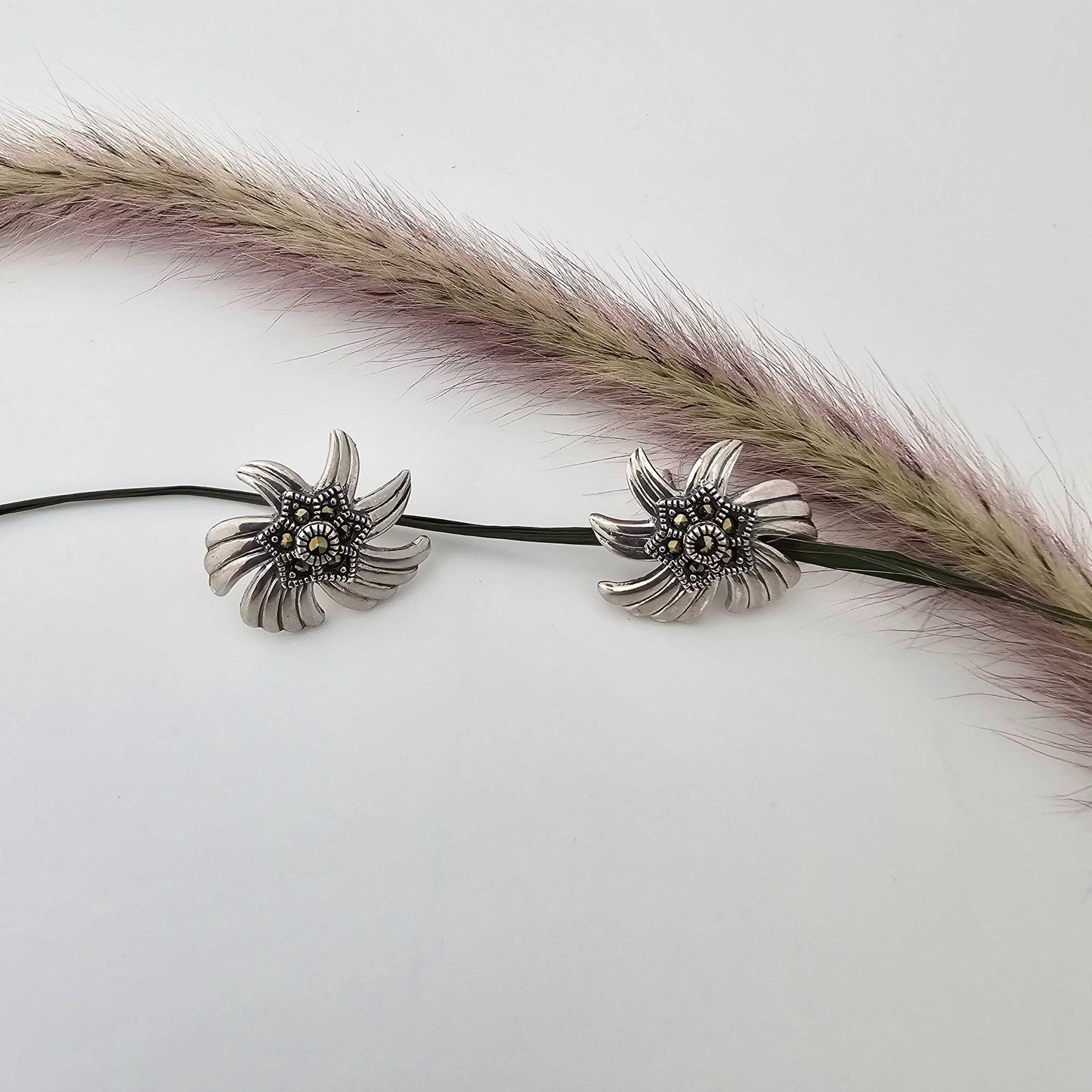 Silver SwissMarka Uneven Flower Petal Stud