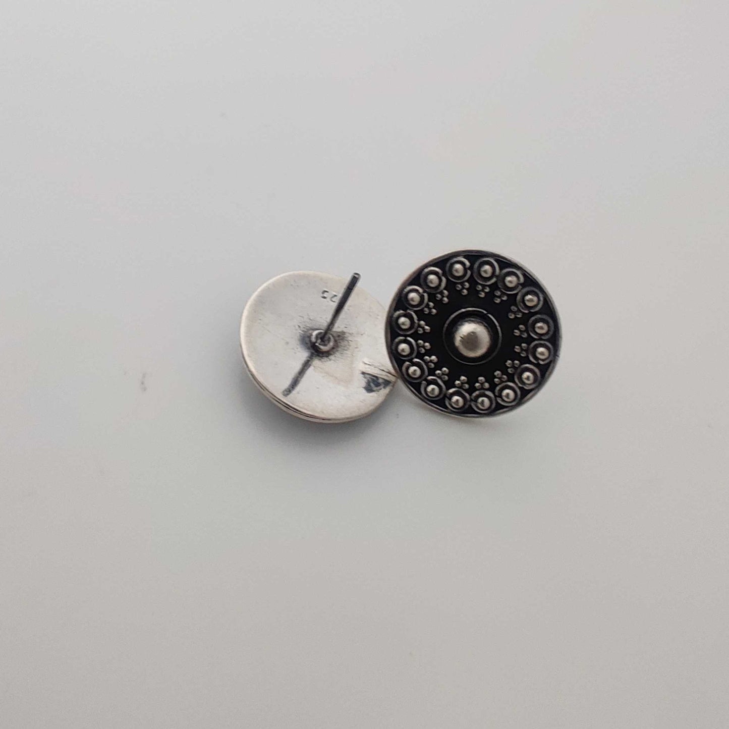 Silver Flat Disc Big Dot Center Stud