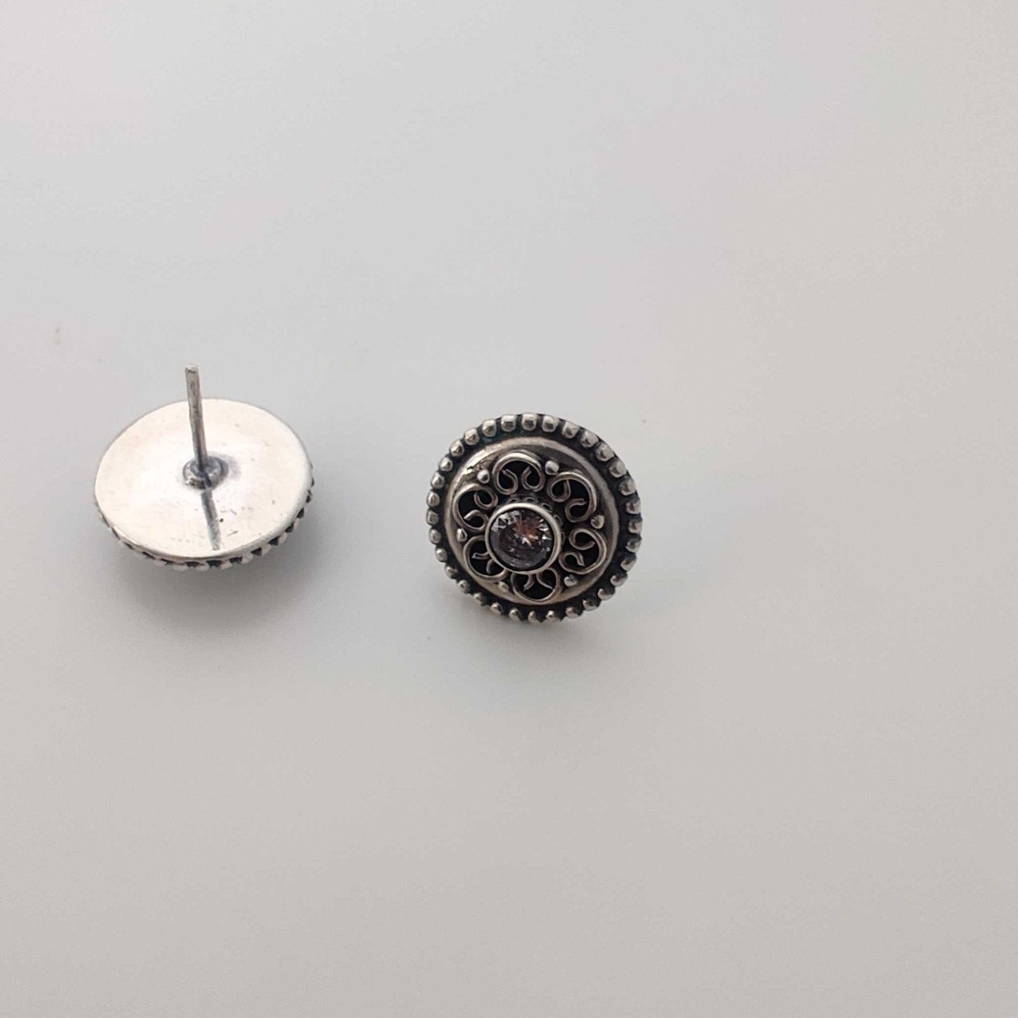 Silver Cutstone-InCircle Stud