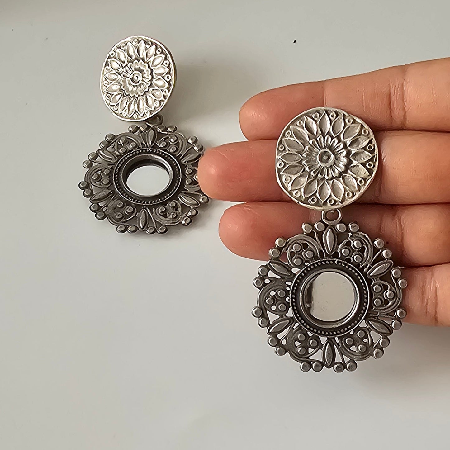 Noor Mirror Jhumka