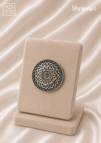 Anaya Flower Brooch come Pendant
