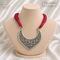 Nia Chitai Dori Moon Pendant