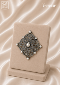 Anaya Moonstone Heritage Brooch come Pendant