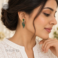 Nia Aranya Mor Gold Stud