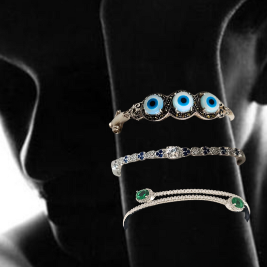 Silver Cutstone Bracelet Blue White