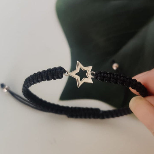 Handwoven Thread Wristlet - Star