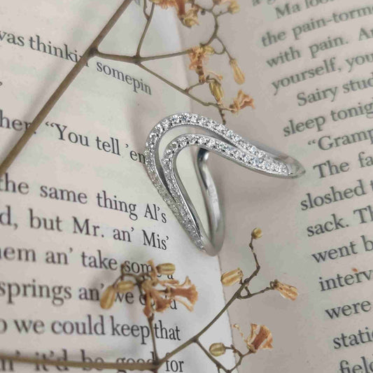 Korean Victory V Ring- Double Vow