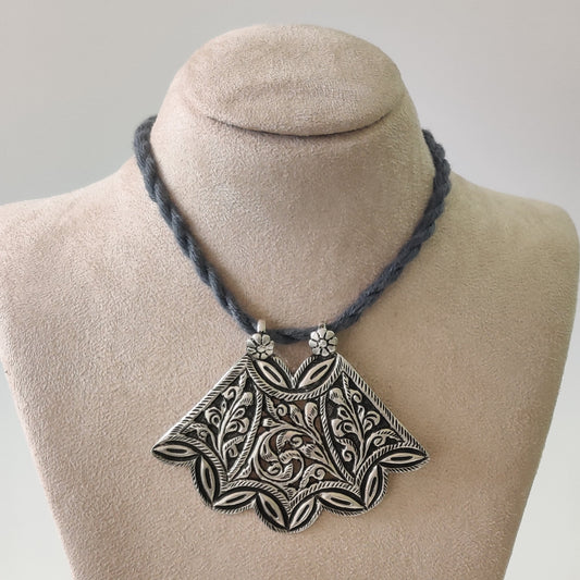 Chitai Wave Pendant