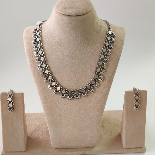 Ruhani Chocker Necklace