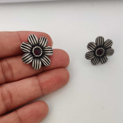 Silver 7 Petal Stripe Flower Stud