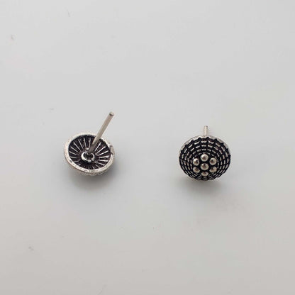 Silver 7 Dot Dome Stud