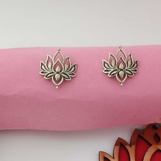 Silver Lotus Oxidised Stud