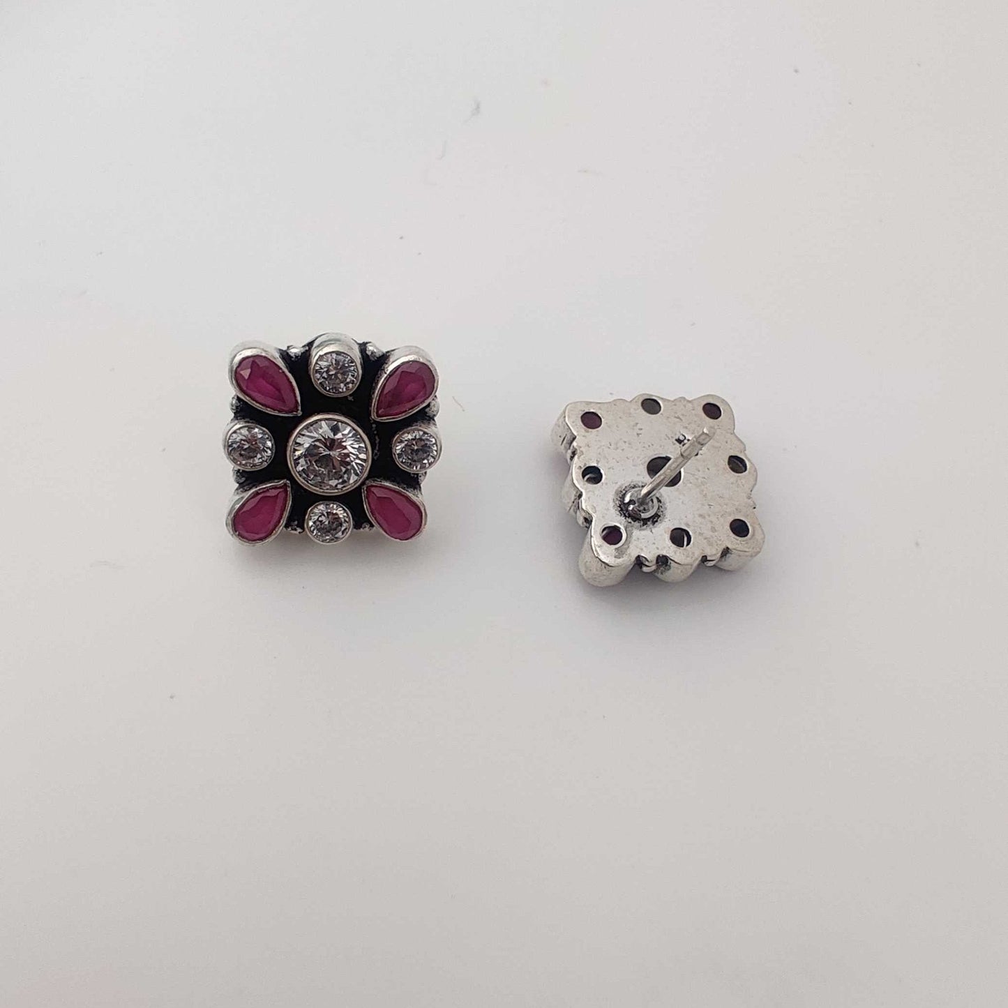 Silver SquareStud-FloralDesign-RubyWhite