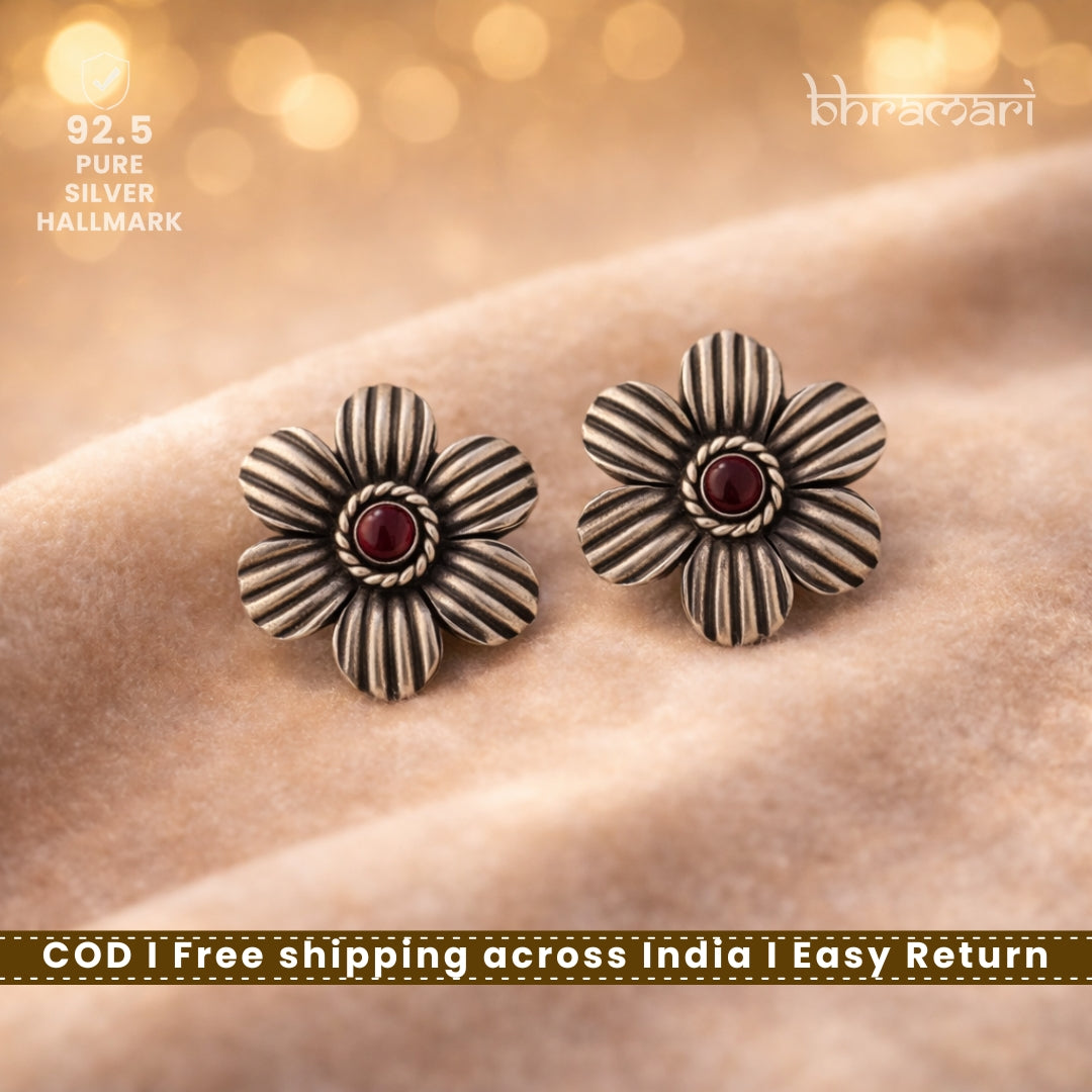 Silver 7 Petal Stripe Flower Stud