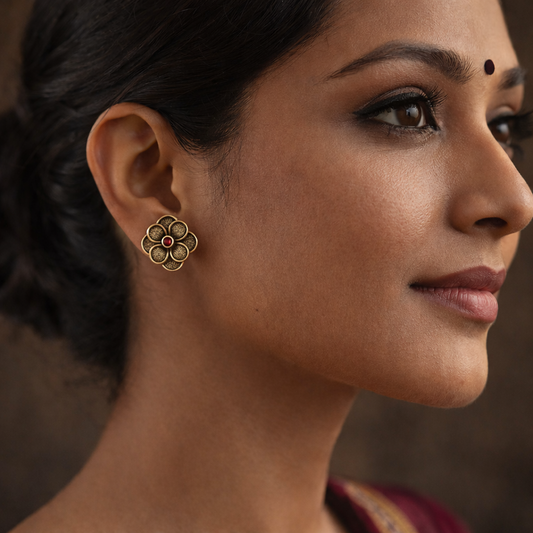 Silver Mountain Aster Stud